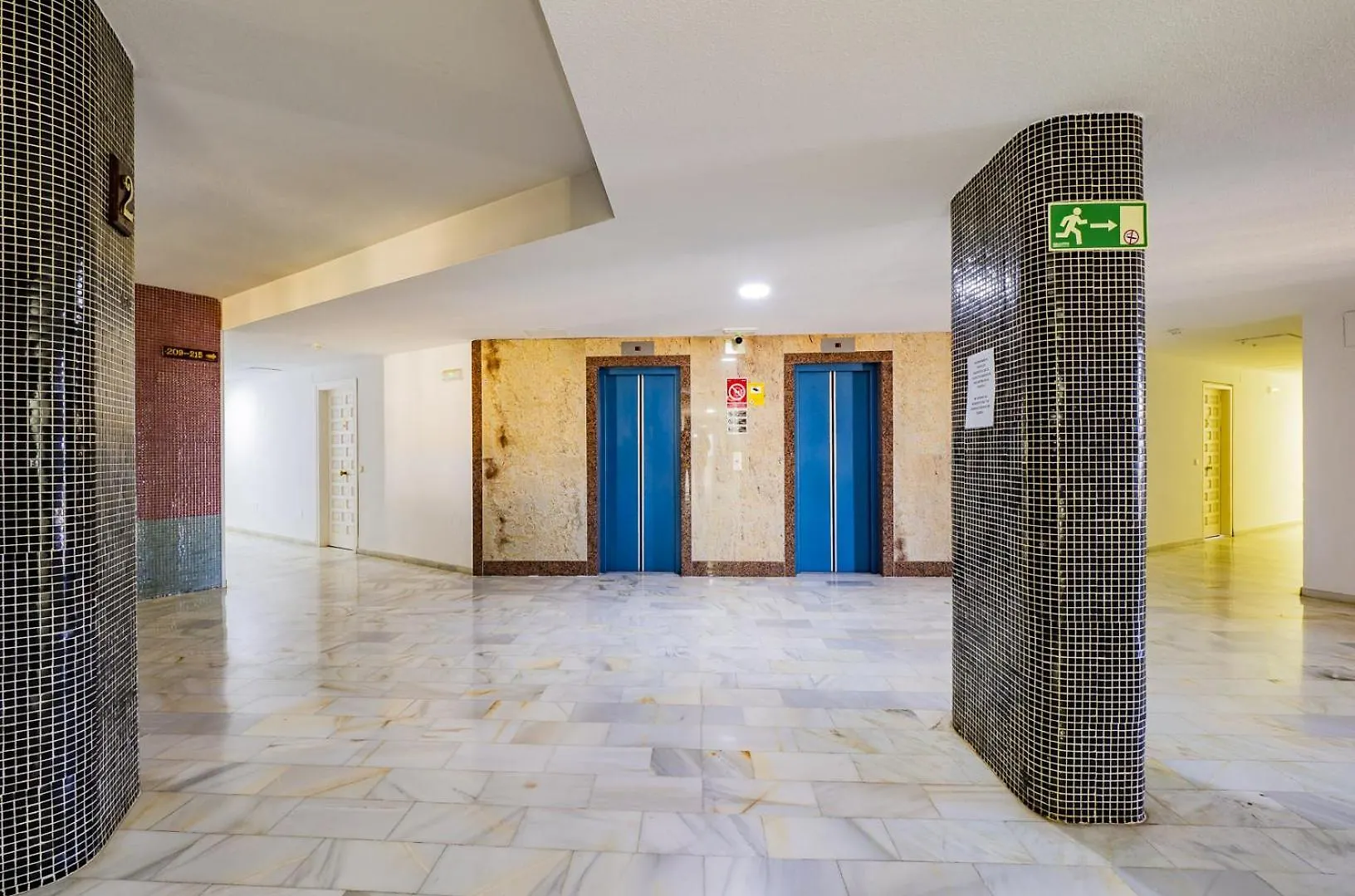 Cubo'S Benalbeach Sea View & Terrace Benalmádena Lägenhet